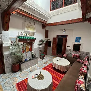  Guest house Dar Enouiina